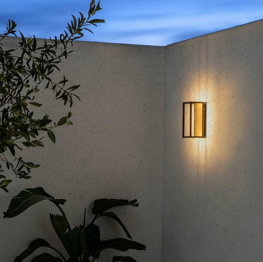 Tendance 2024: Illuminez Votre Espace Extérieur avec une Applique Murale Extérieure Moderne