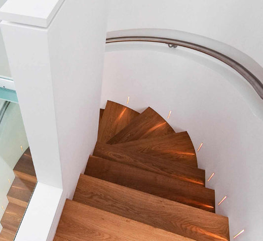 Astuces pour un éclairage d'escalier intérieur réussi