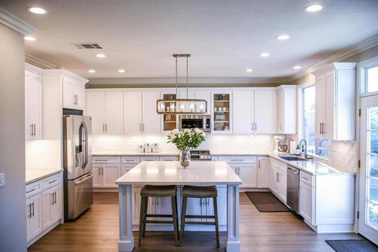 Cuisine et luminaire : Comment créer une ambiance chaleureuse et accueillante ?