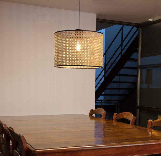 Suspension en cannage salon