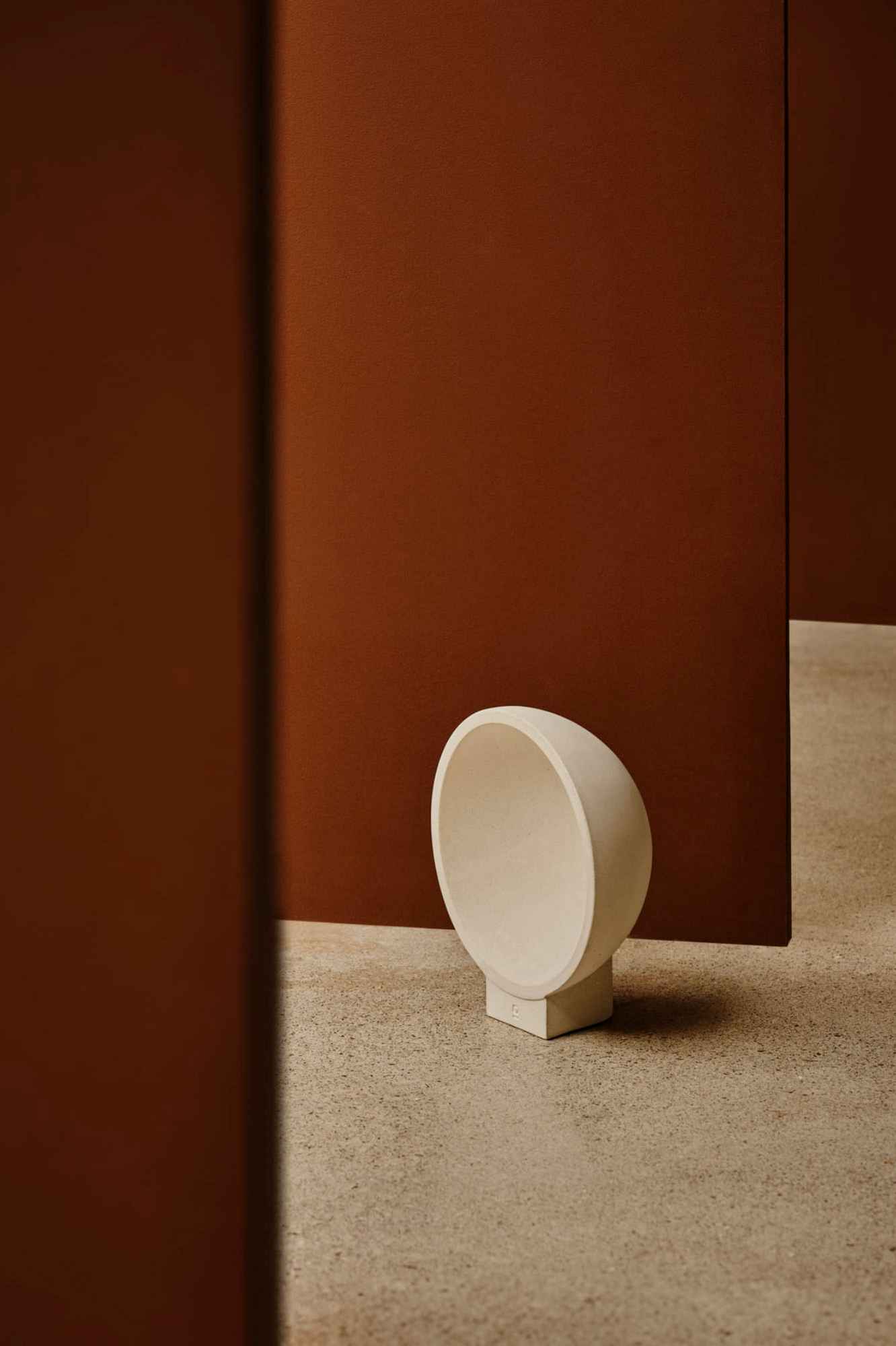 Borne extérieure GAIA LED en béton beige