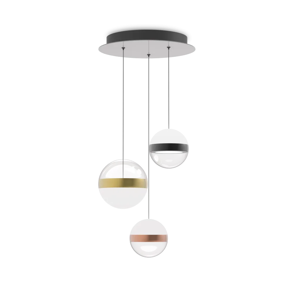 Suspension GALAXY 3 lampes - Apportez une lumière ajustable élégante avec ses diffuseurs en acrylique opale. Structure en nickel noir brillant.
