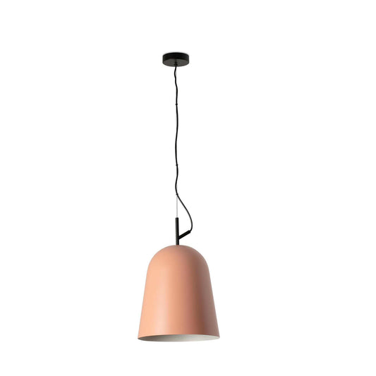 La suspension STUDIO 290 se distingue par ses lignes simples et élégantes.