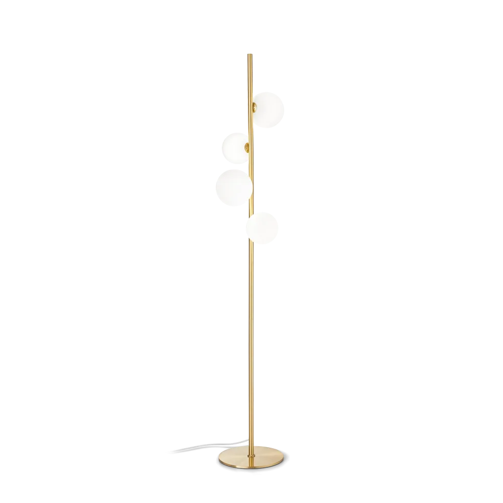 Lampadaire PERLAGE PT4 laiton diffuseurs blanc - Apportez une lumière douce et élégante avec ses 4 sphères en verre blanc. Design métallique durable.