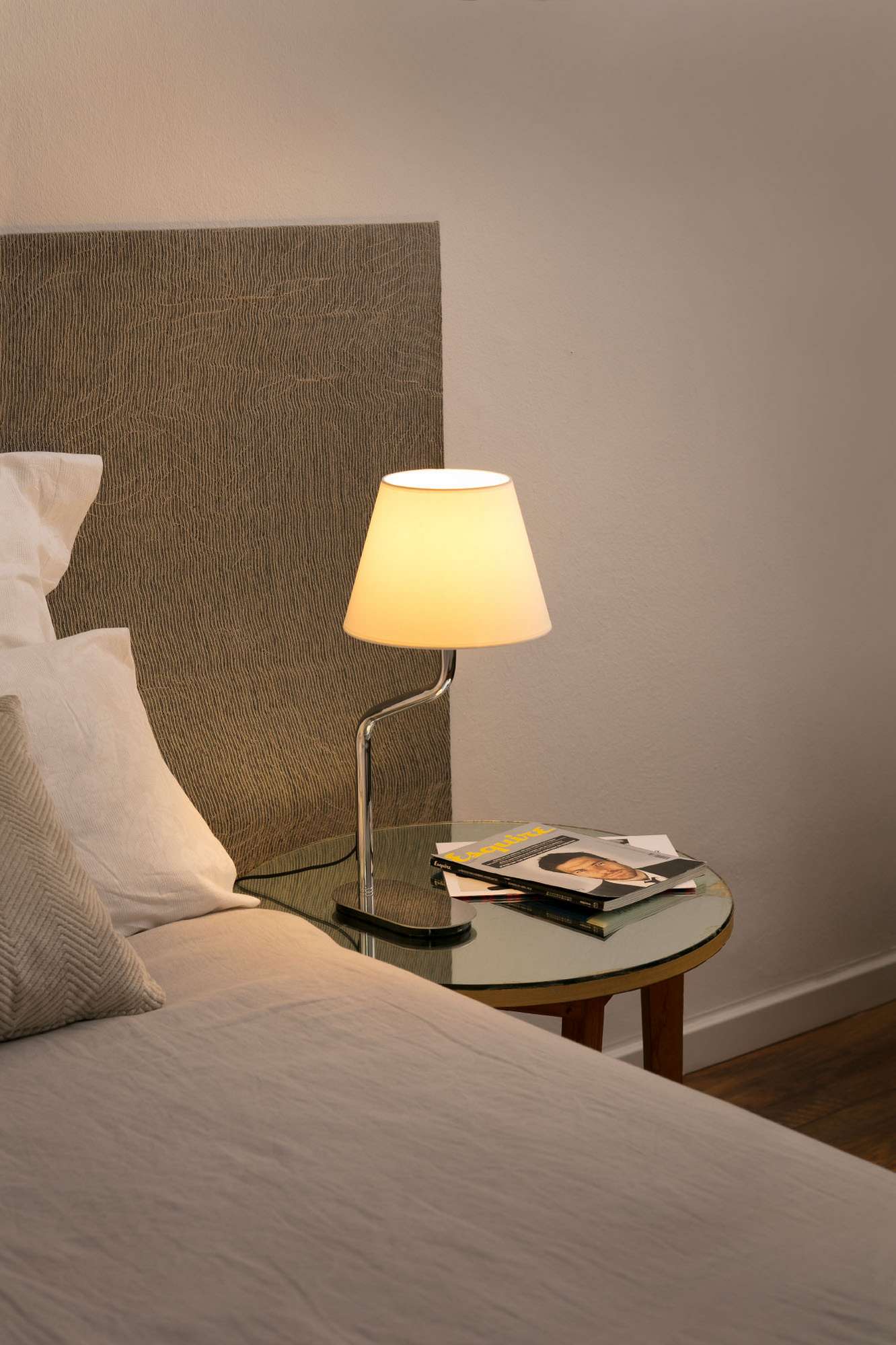 lampe a poser Lampe à poser ETERNA chrome abat-jour beige Faro Lumisign