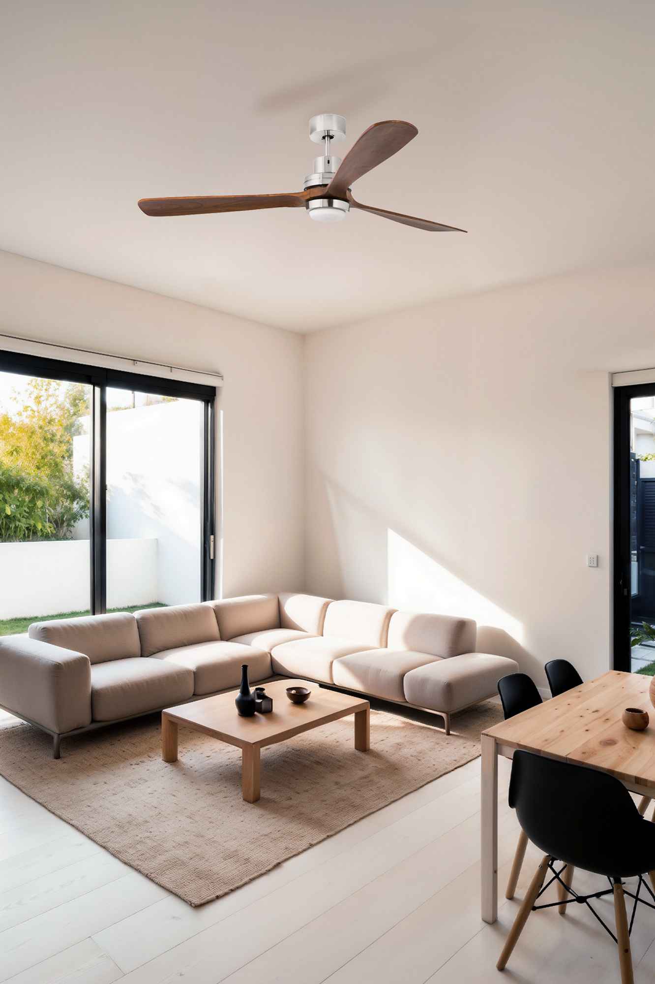 Ventilateur de plafond LANTAU-G noyer massif avec luminaire
