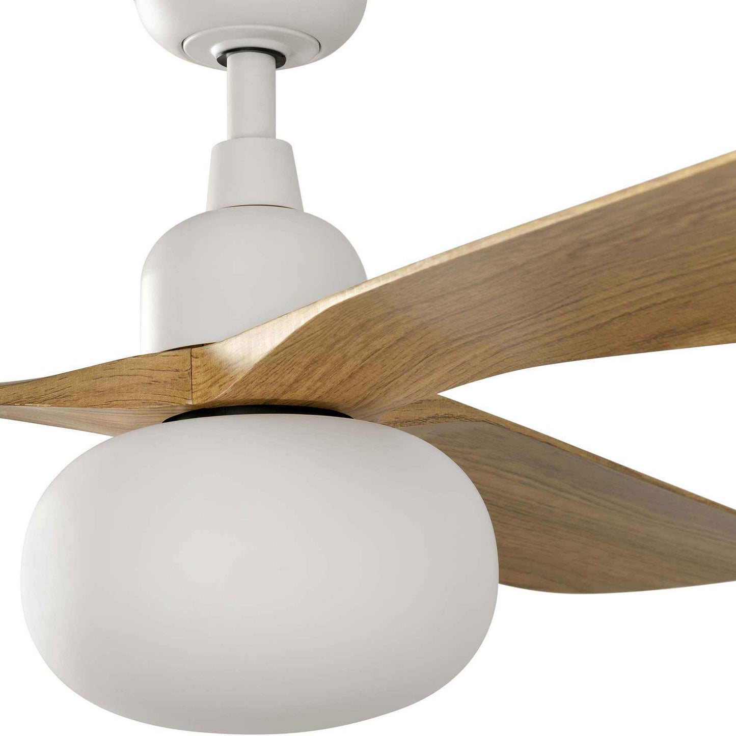Ventilateur de plafond luminaire OUTWOOD blanc pales ABS finition chêne
