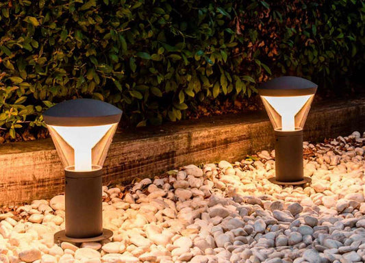 Tout Savoir sur les Luminaires Extérieurs Design