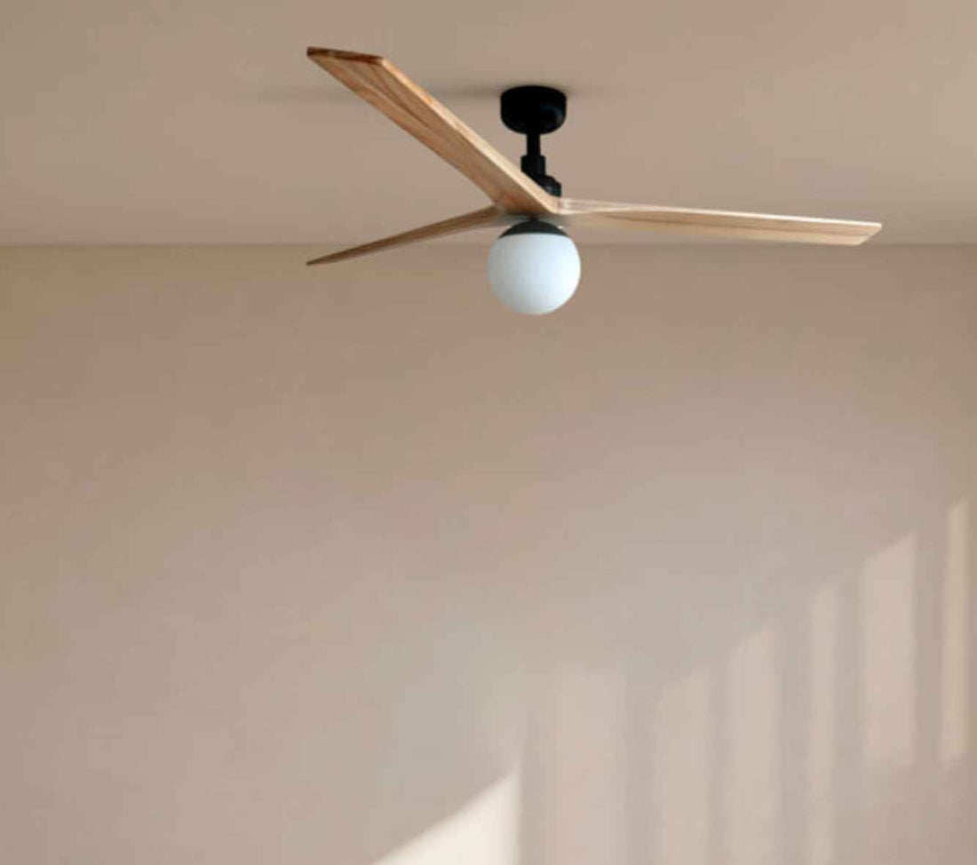 Gamme de ventilateur de plafond Klim avec pales en bois