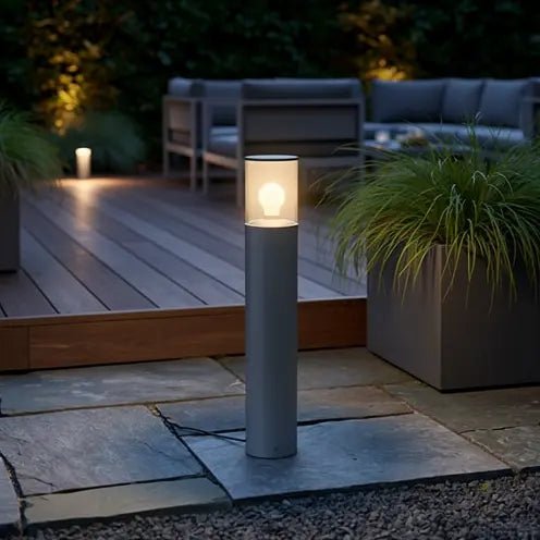 Borne extérieure KILA verre fumé H700 mm – borne lumineuse gris foncé au design élégant