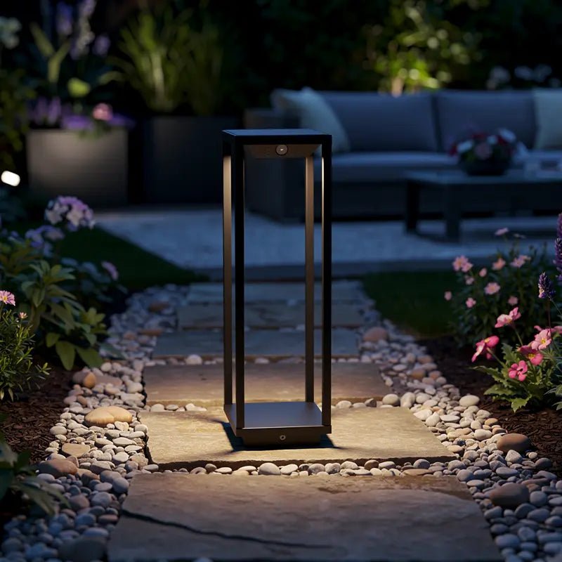 Vue Borne solaire LED SAURA avec détecteur | Éclairage jardin