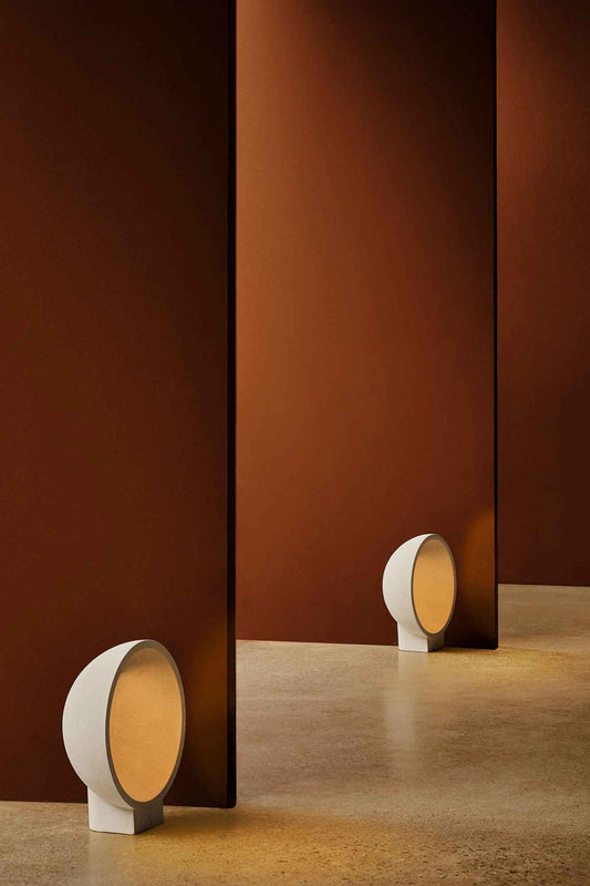 Borne extérieure GAIA LED en béton beige