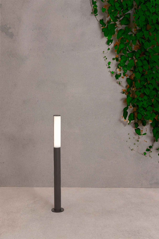 La borne extérieure BERET-G : la solution idéale pour un éclairage jardin moderne et durable
