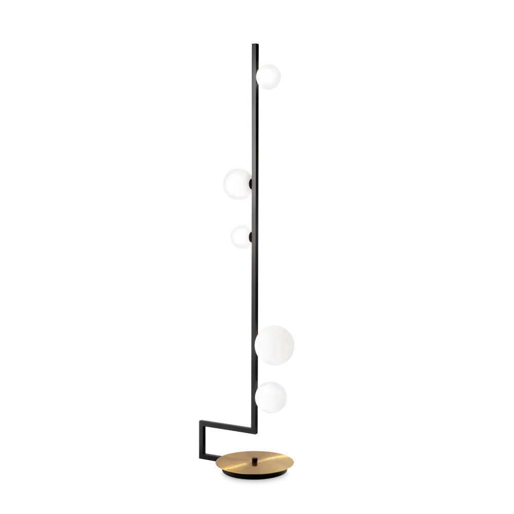 Premium lampadaire BIRDS 5 lampes verres soufflés made with acier et verre soufflé. Apportez une lumière élégante et chaleureuse à votre intérieur.