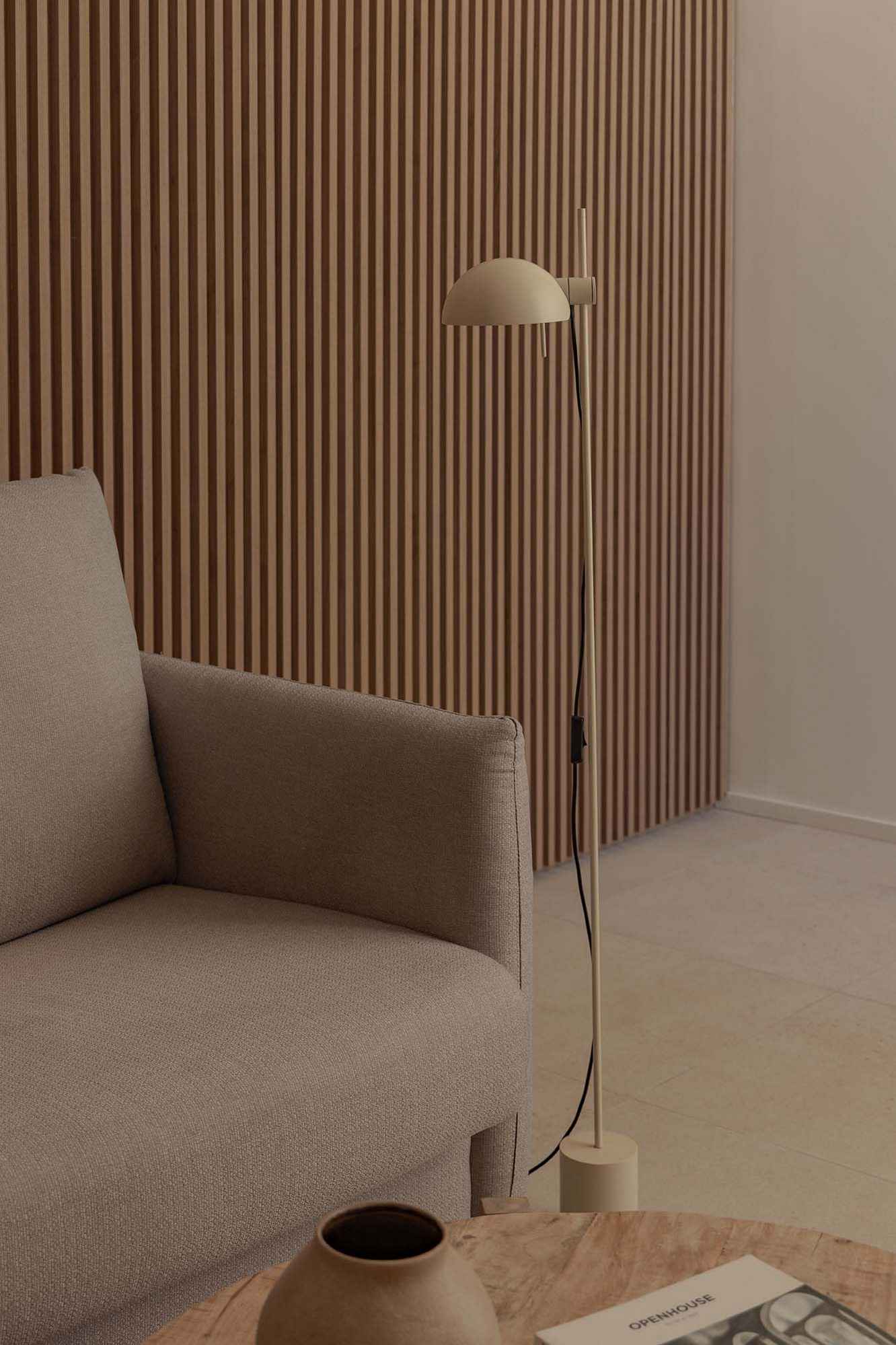 Lampadaire pour la lecture