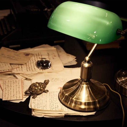 Lampe de banquier Lampe de bureau LAWYER bronze - Éclairez votre espace avec style grâce à sa structure en métal bronze. Diffuseur verre soufflé élégant.