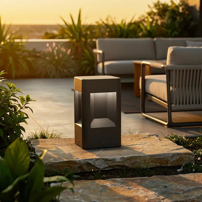 Borne LED extérieure NAYA-205 | Faro - Éclairage jardin en situation sur une terrasse