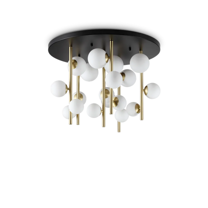 Plafonnier PERLAGE en métal finition laiton et noire avec traitement époxy. 18 sphères en verre blanc.