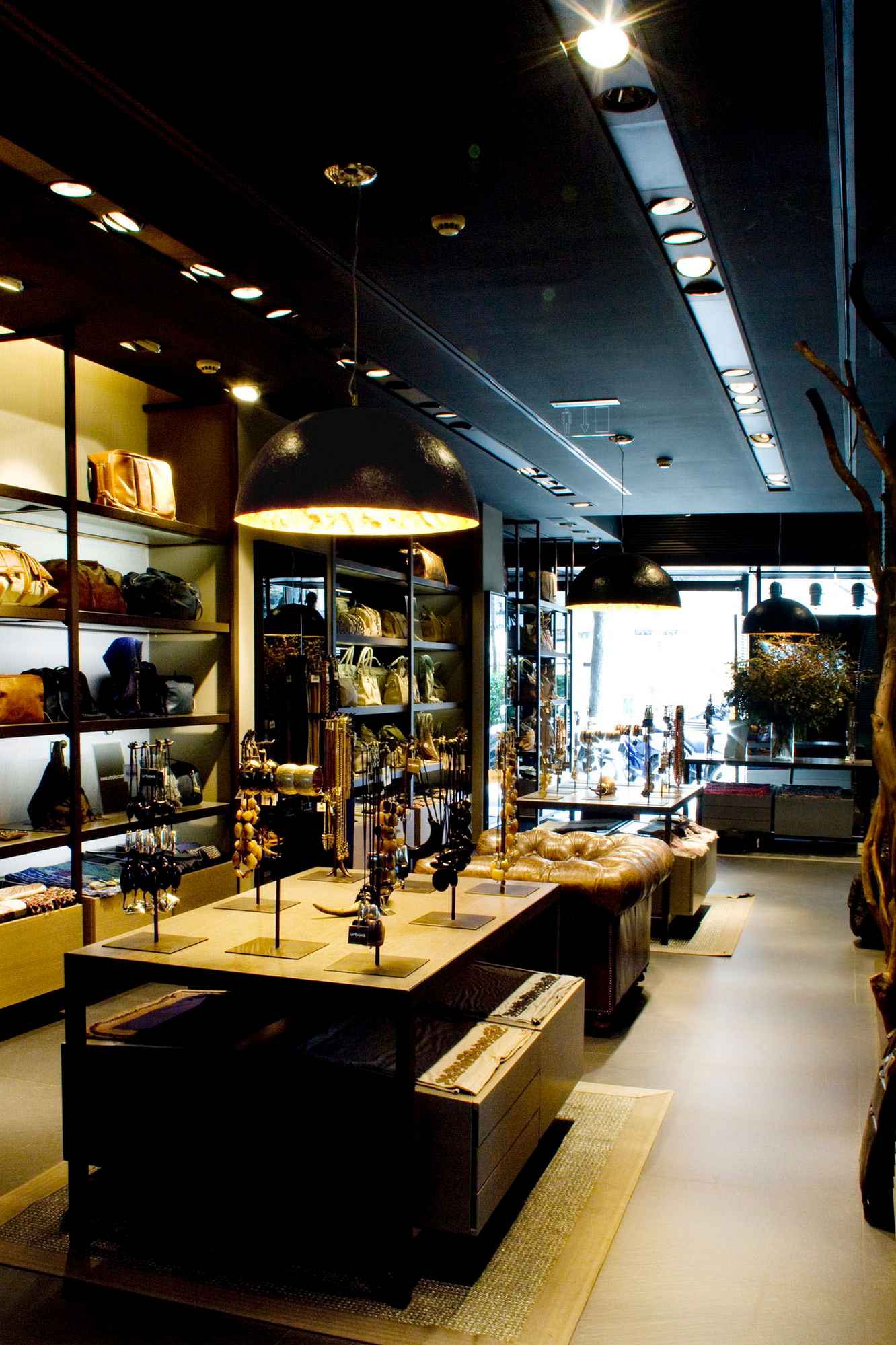 Suspension design Magma noir et or Faro